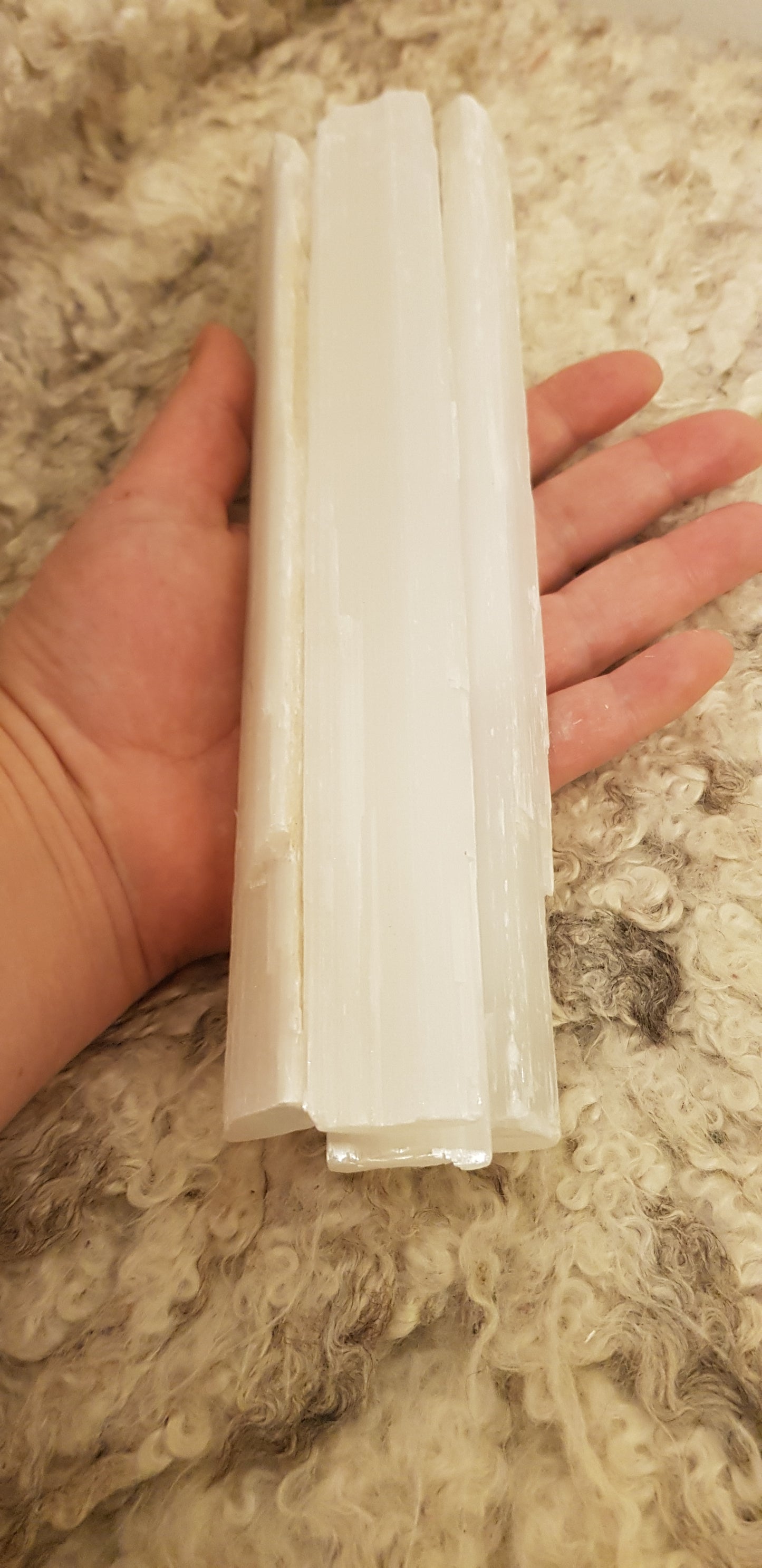 Selenite Crystal Stav ~ 20-25 cm